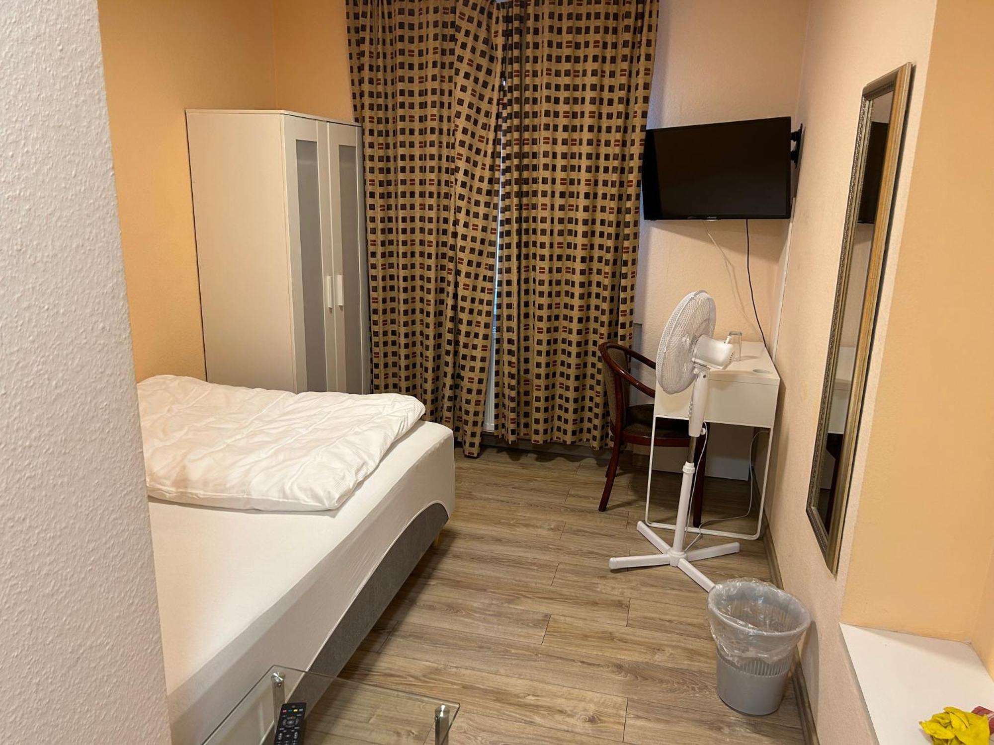 Relax Hotel-Ludwigshafen Eksteriør billede