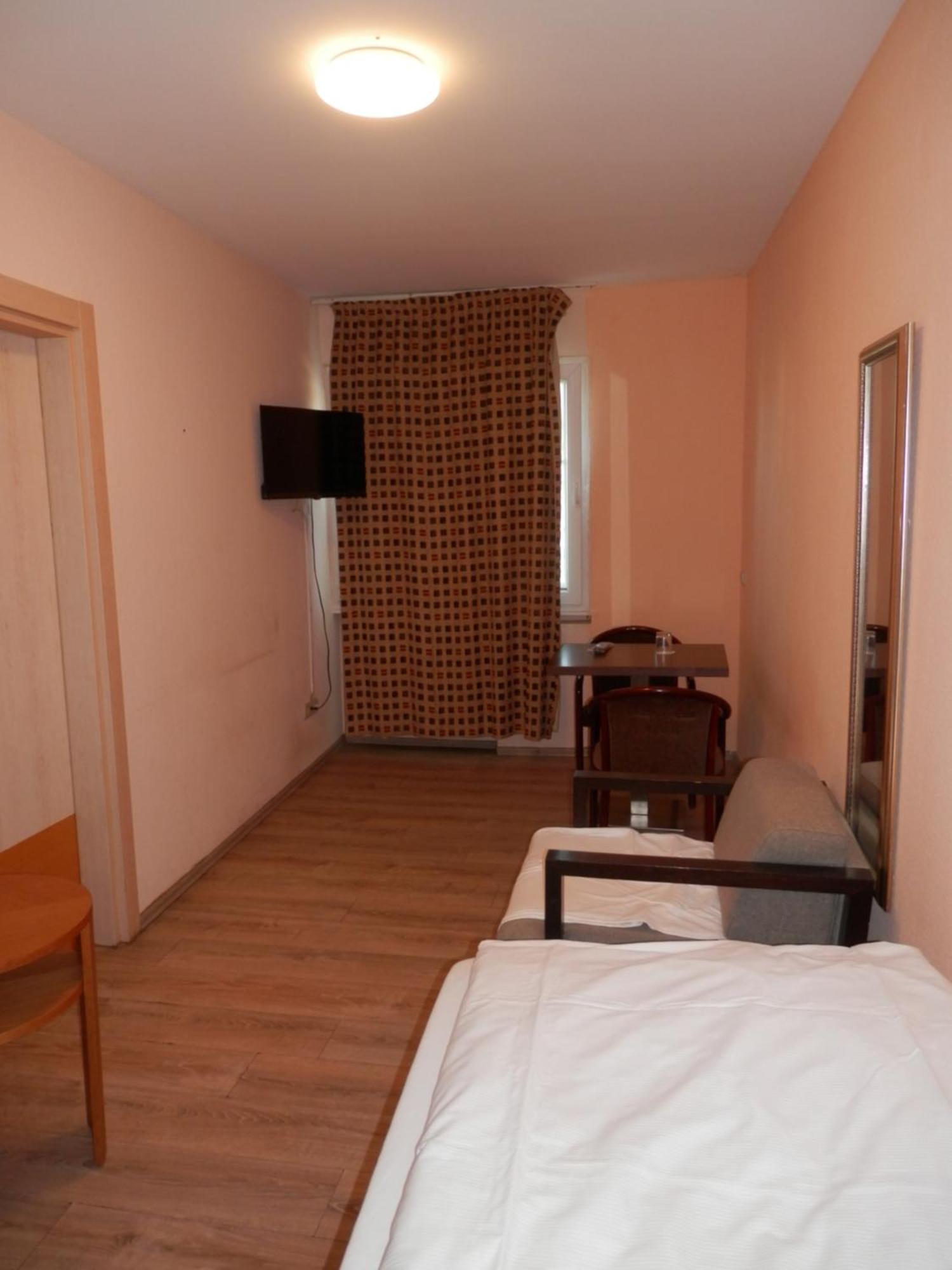 Relax Hotel-Ludwigshafen Eksteriør billede